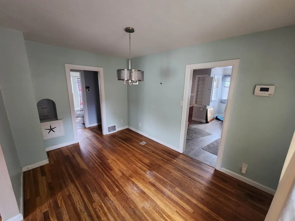 1537 N Burns Wichita KS 67203