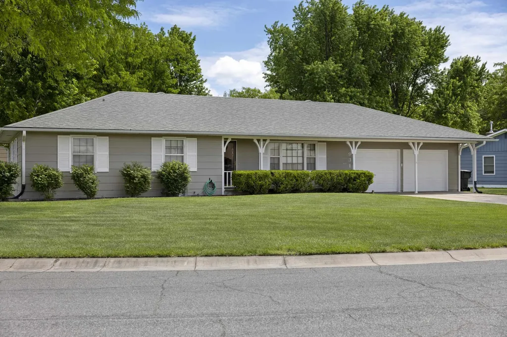 931 Trinity Drive Newton KS 67114