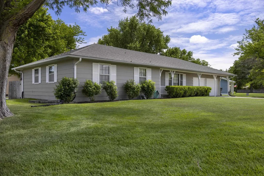 931 Trinity Drive Newton KS 67114