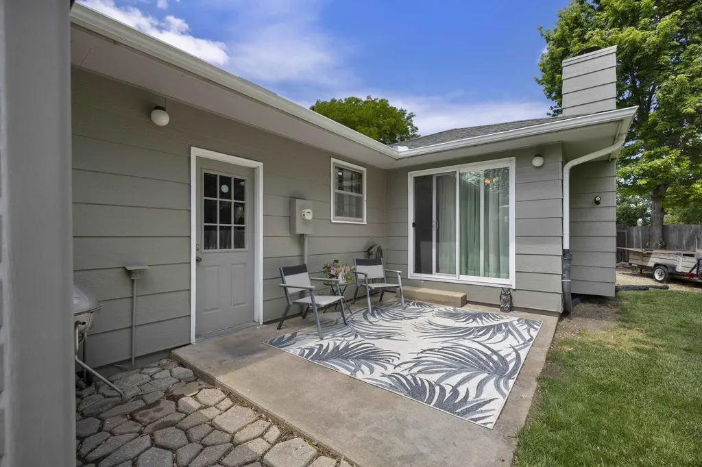 931 Trinity Drive Newton KS 67114