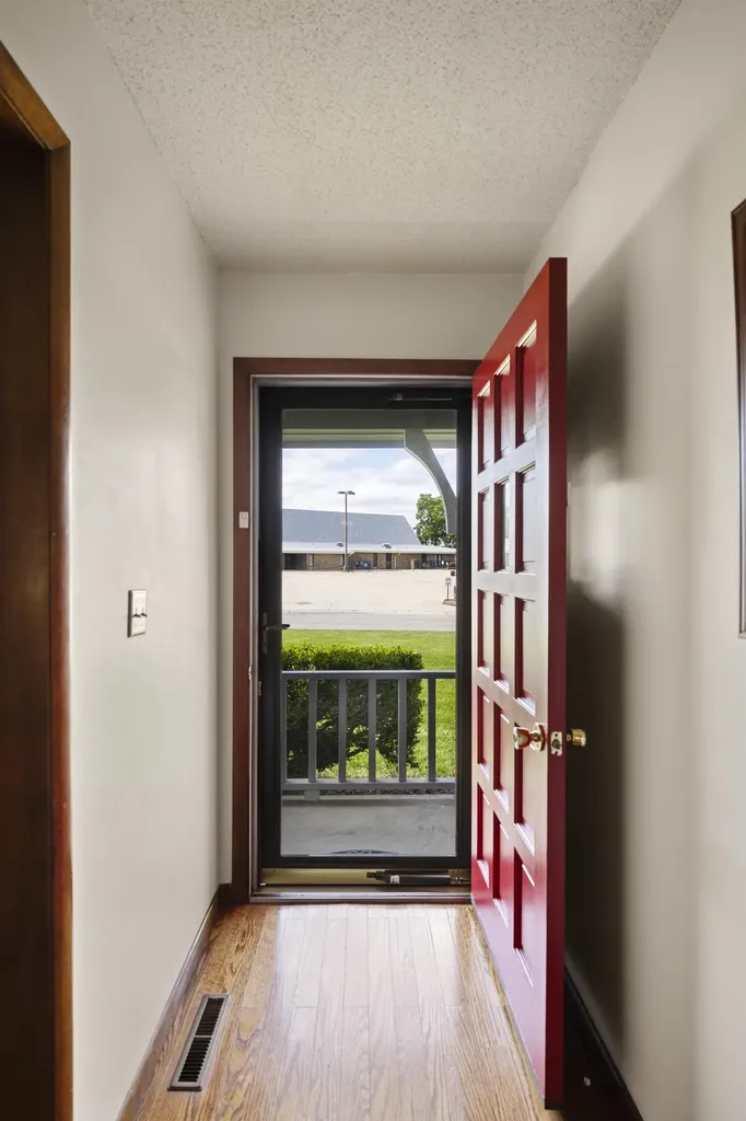 931 Trinity Drive Newton KS 67114