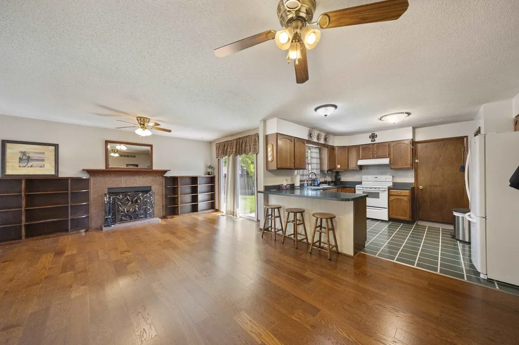 931 Trinity Drive Newton KS 67114
