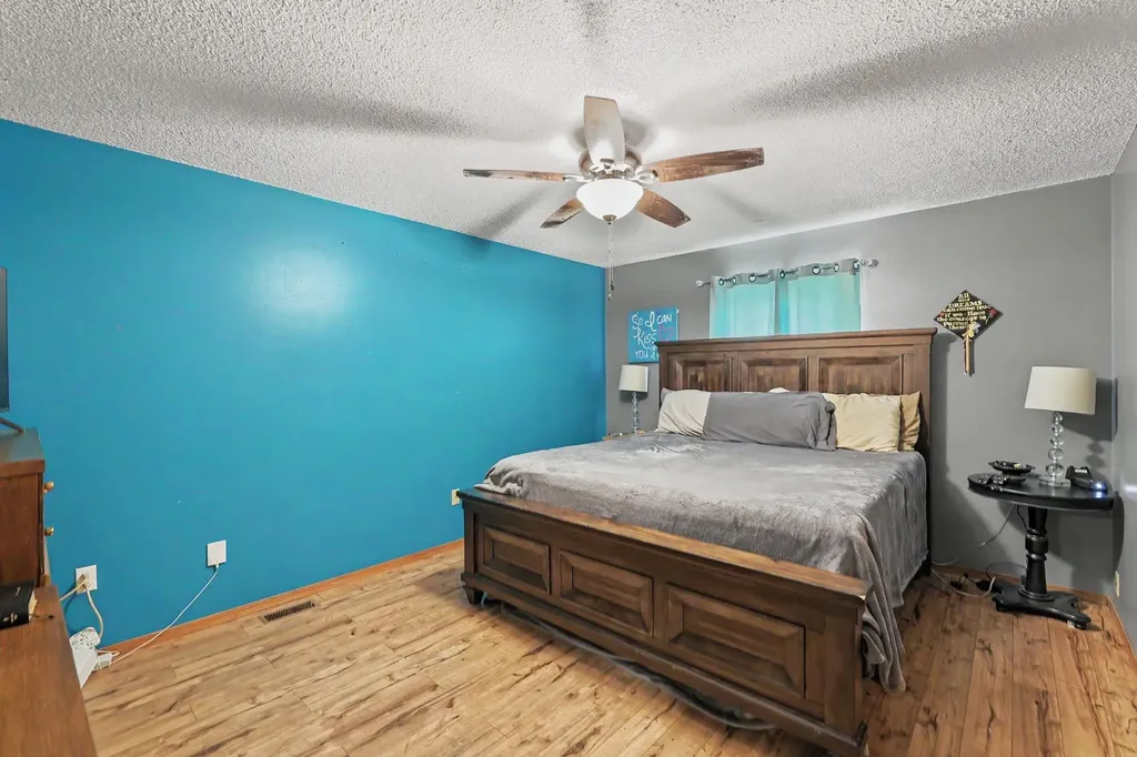 3631 S Brummett Wichita KS 67215