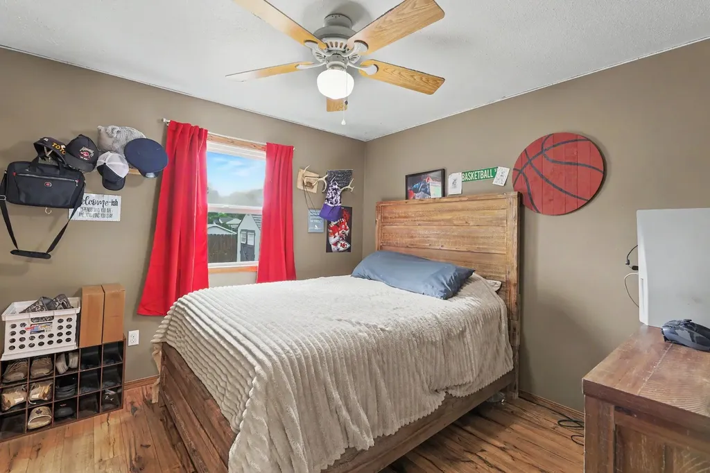 3631 S Brummett Wichita KS 67215