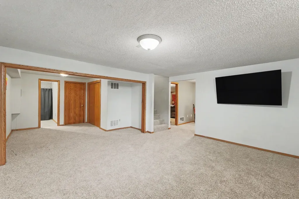 3631 S Brummett Wichita KS 67215