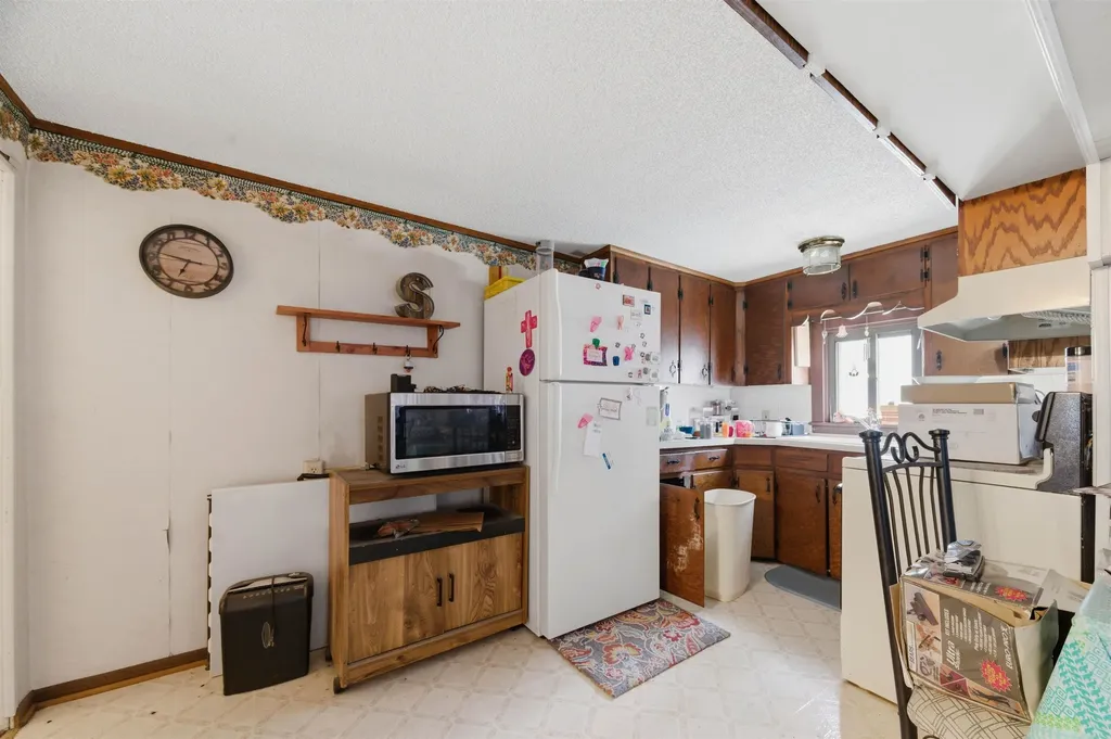 605 Doyle Street Garden Plain KS 67050