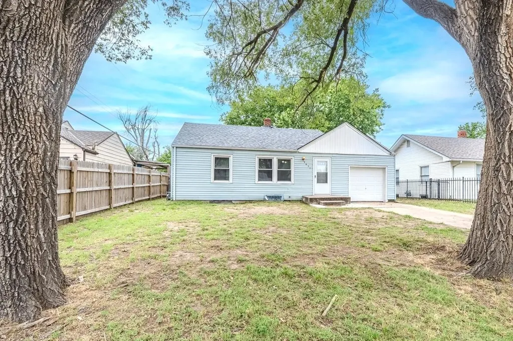 2651 S Mead Wichita KS 67216