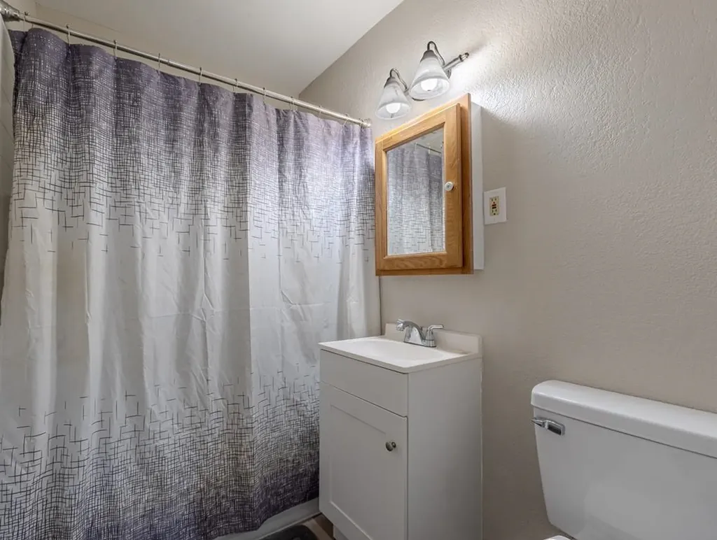 2651 S Mead Wichita KS 67216
