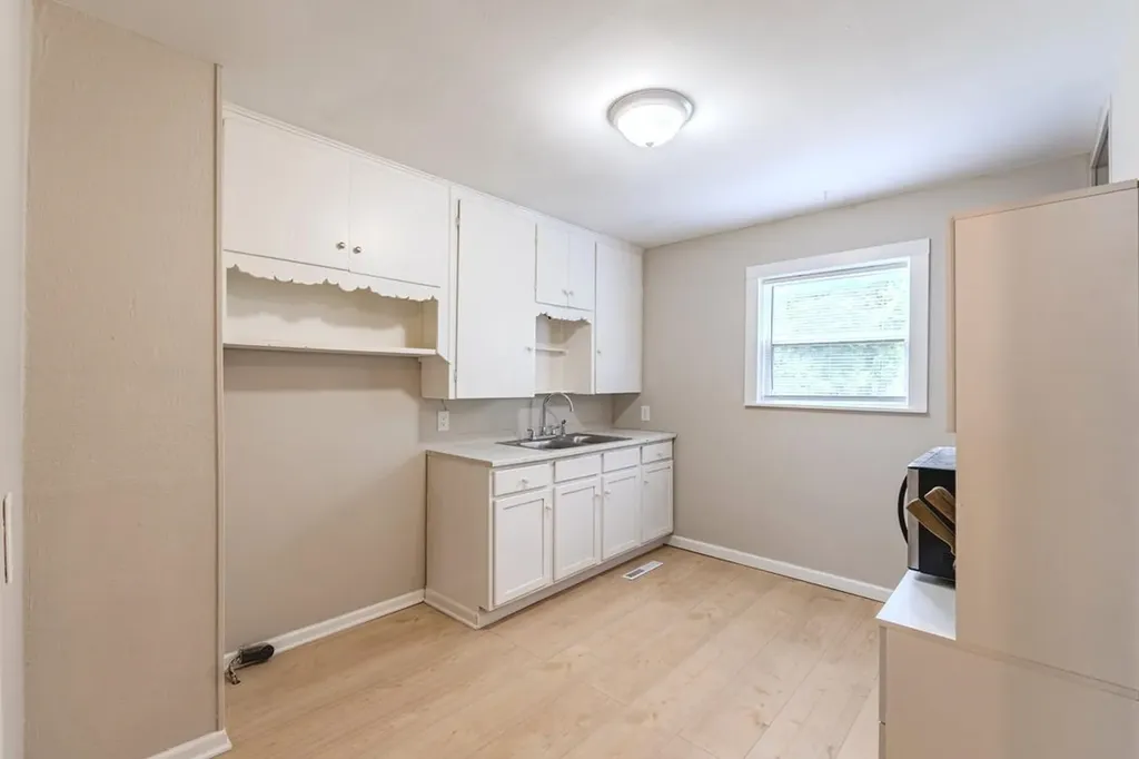 2651 S Mead Wichita KS 67216