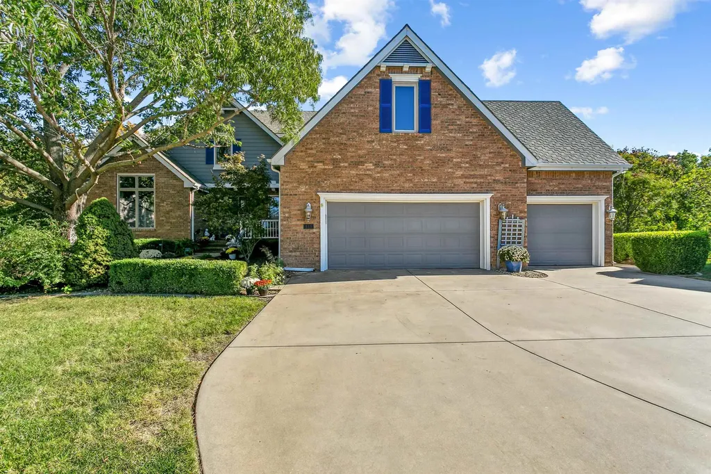 145 N Chelmsford Court Wichita KS 67230