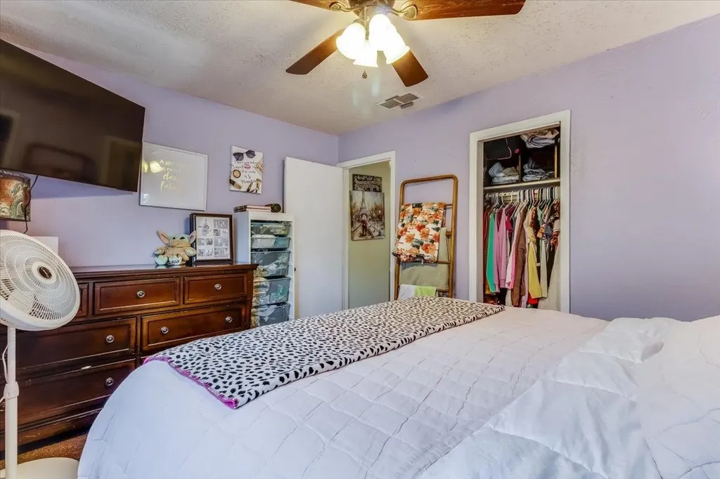 4558 S Fern Avenue Wichita KS 67217-4351