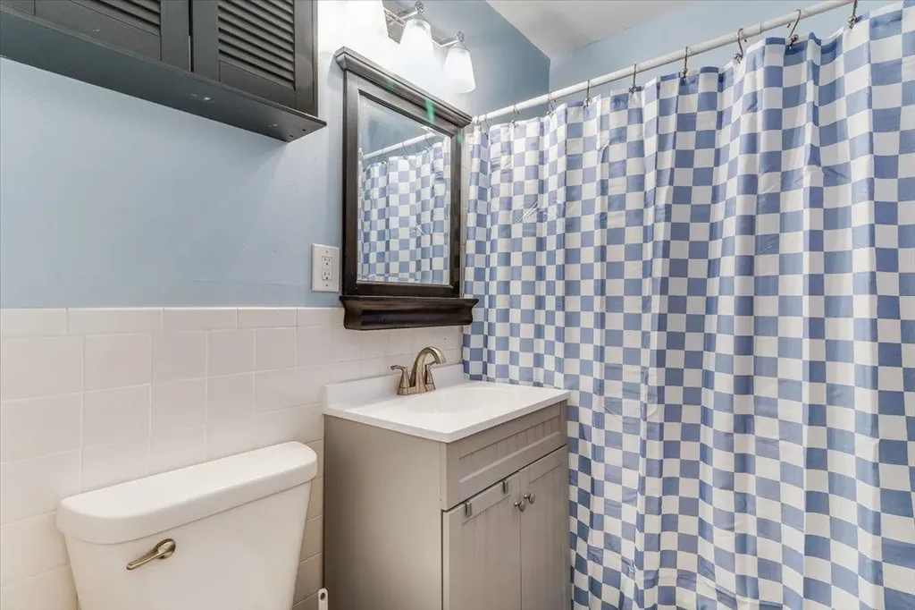 4558 S Fern Avenue Wichita KS 67217-4351