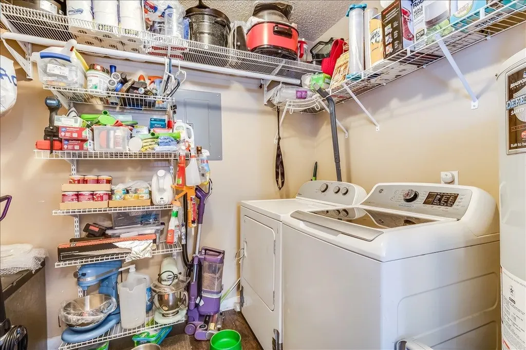 4558 S Fern Avenue Wichita KS 67217-4351