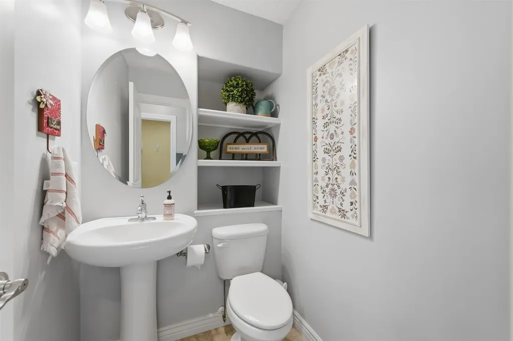 626 N Bay Country Wichita KS 67235
