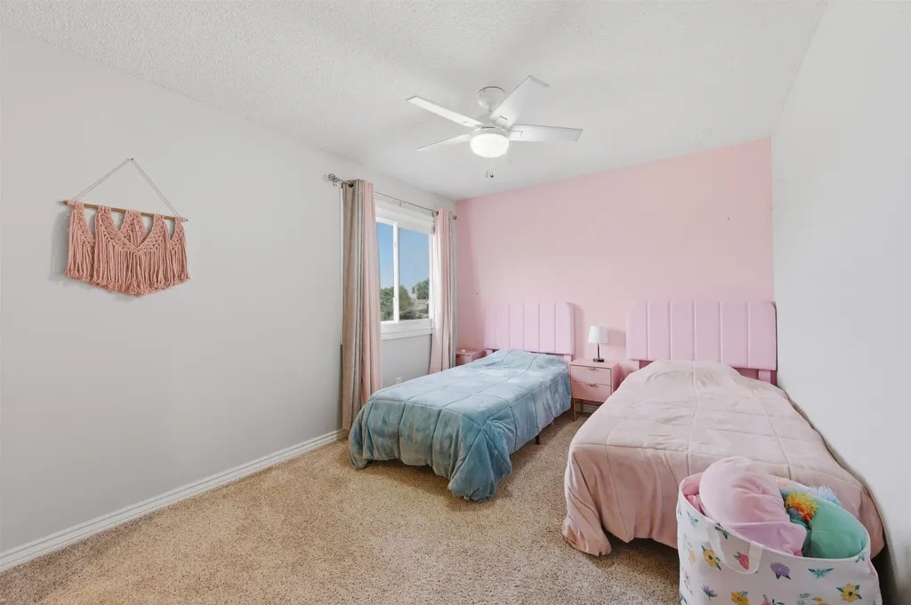 626 N Bay Country Wichita KS 67235