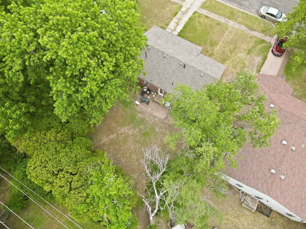 641 S Apache Drive Wichita KS 67207