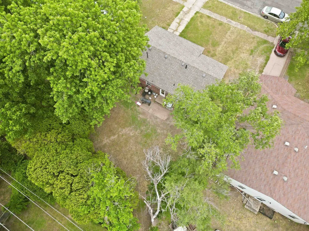 641 S Apache Drive Wichita KS 67207