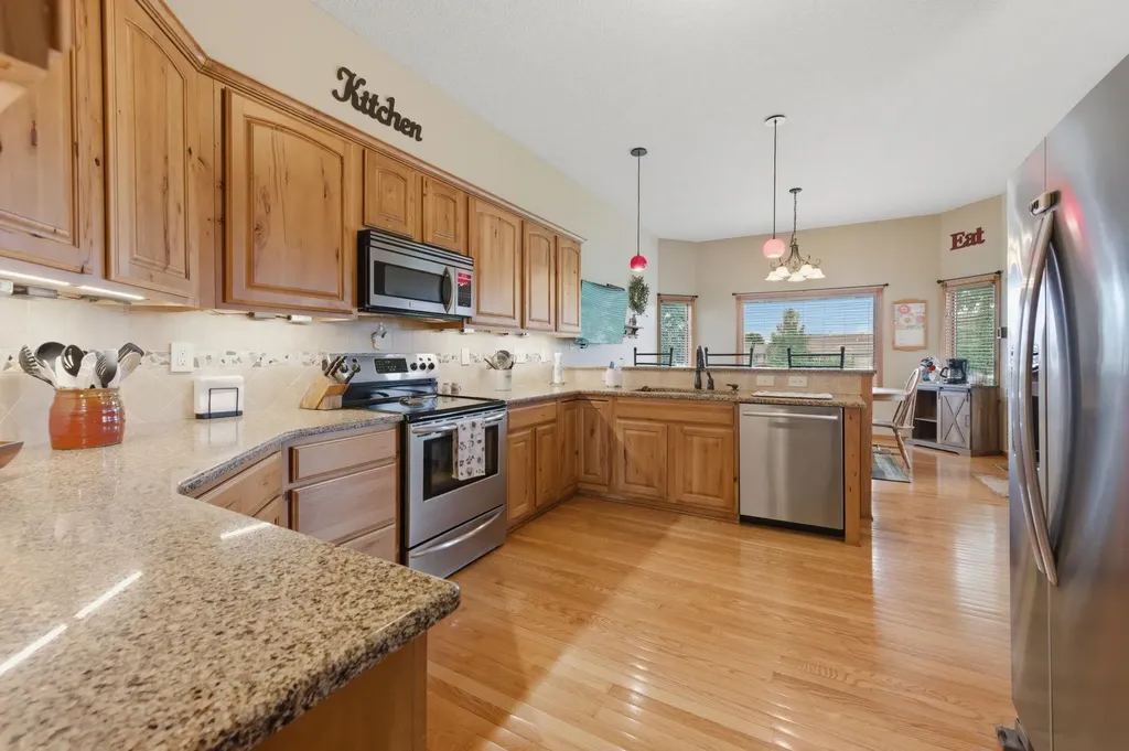 4009 N Lake Ridge Court Wichita KS 67205