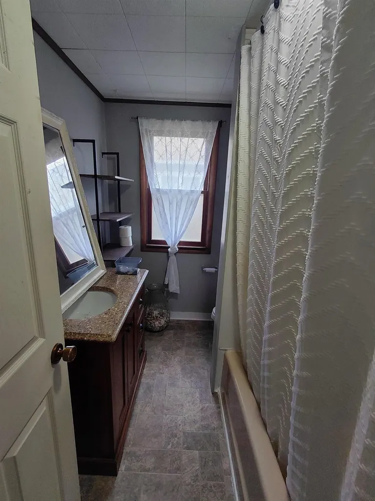 903 N Washington Wellington KS 67152