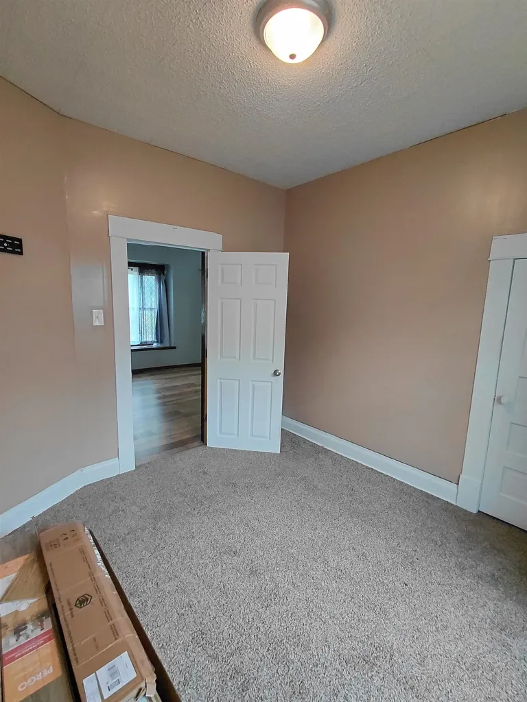 903 N Washington Wellington KS 67152