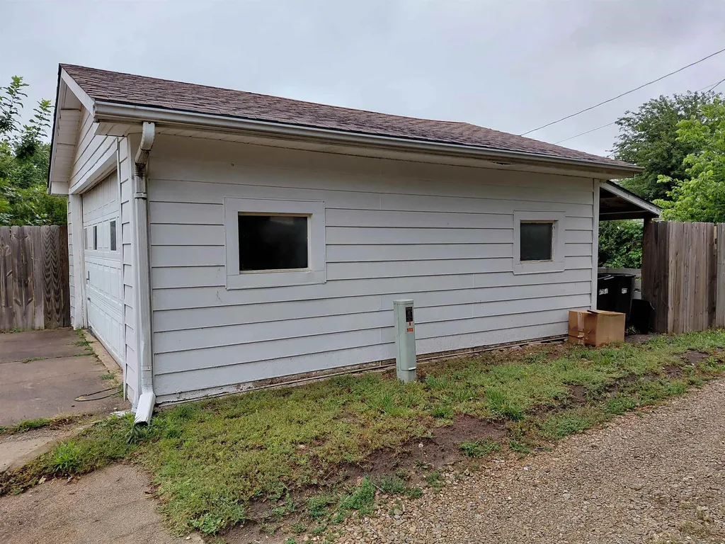 903 N Washington Wellington KS 67152