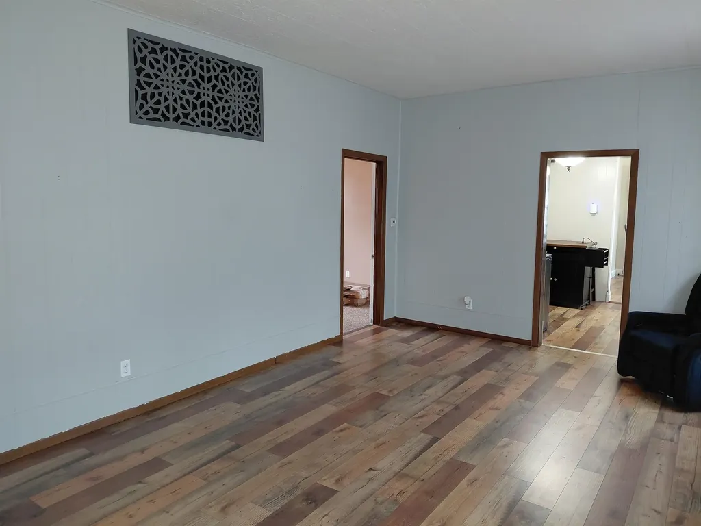 903 N Washington Wellington KS 67152