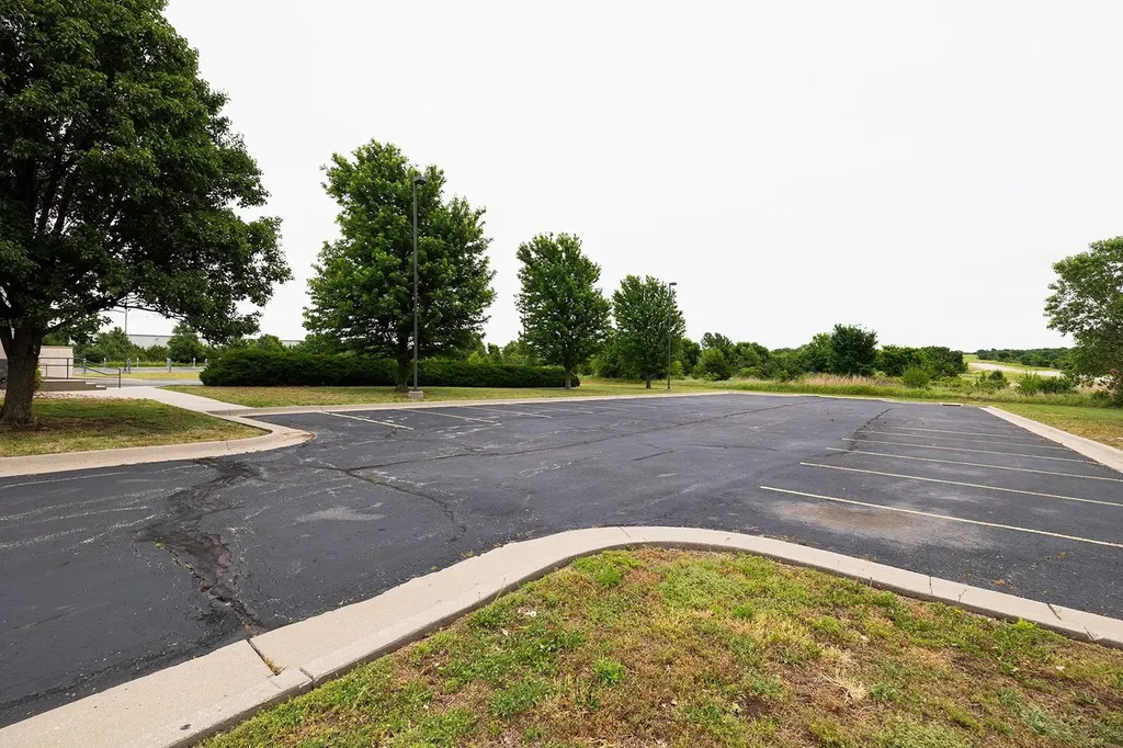 3900 E 12th Avenue Winfield KS 67156
