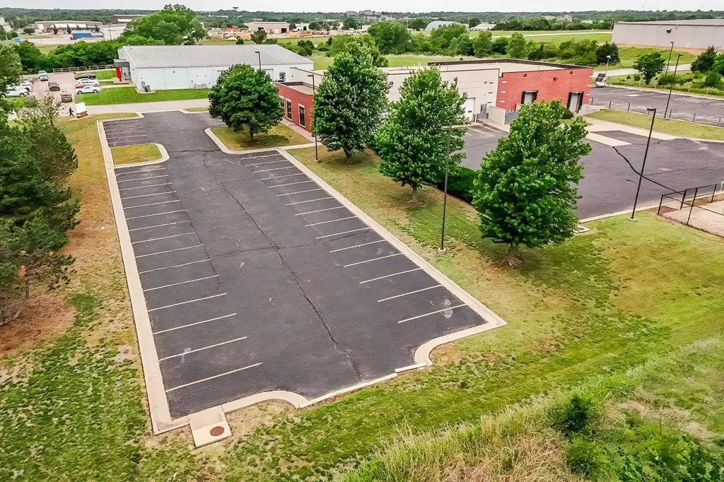 3900 E 12th Avenue Winfield KS 67156