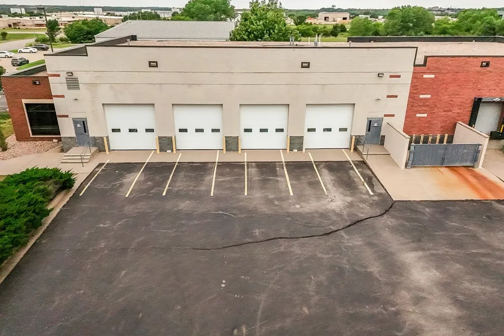 3900 E 12th Avenue Winfield KS 67156