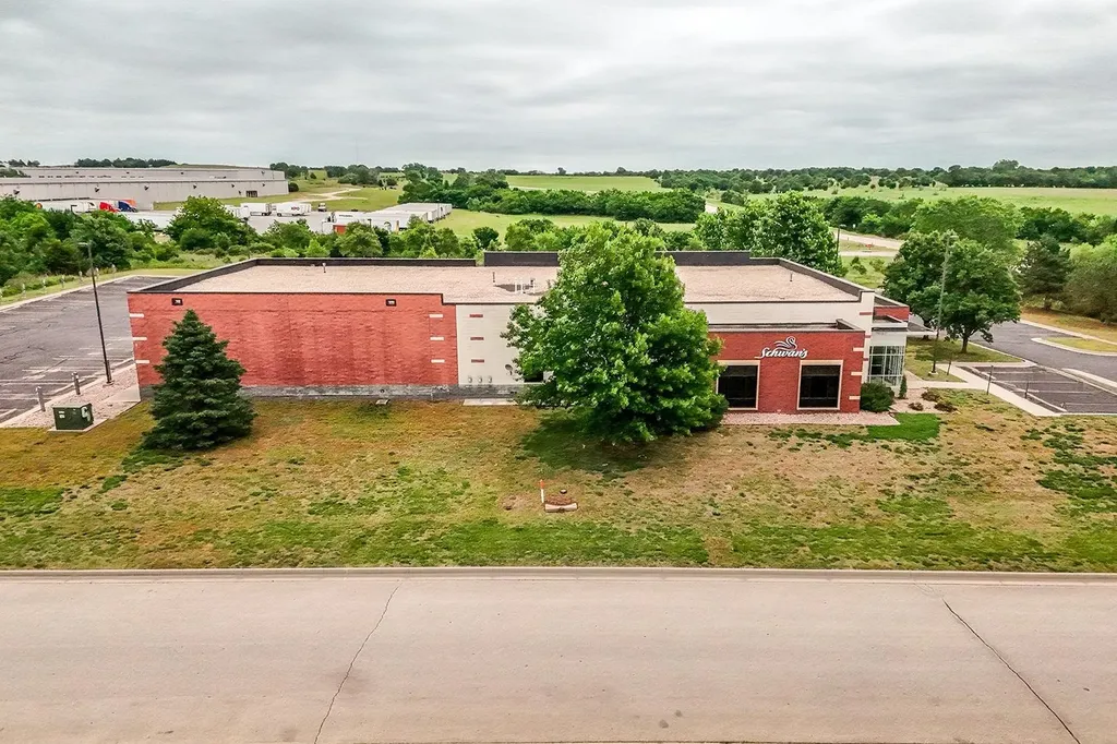 3900 E 12th Avenue Winfield KS 67156