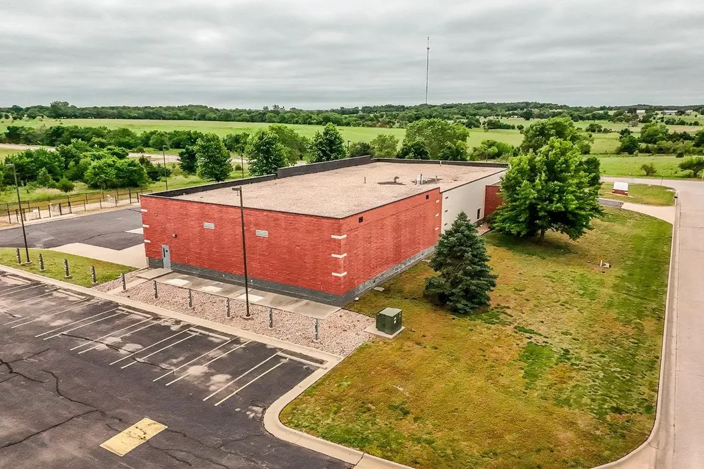 3900 E 12th Avenue Winfield KS 67156