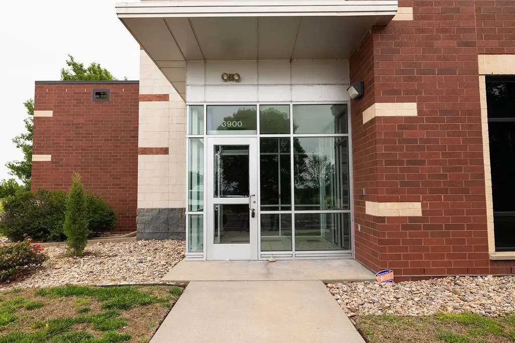 3900 E 12th Avenue Winfield KS 67156
