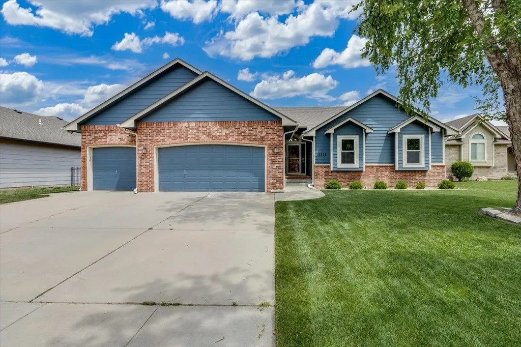 2308 N Brandon Circle Wichita KS 67226