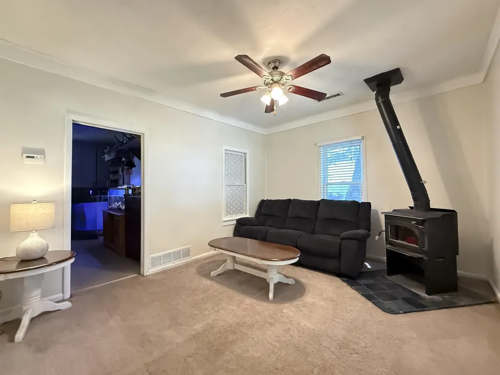 321 W Violet Avenue Potwin KS 67123