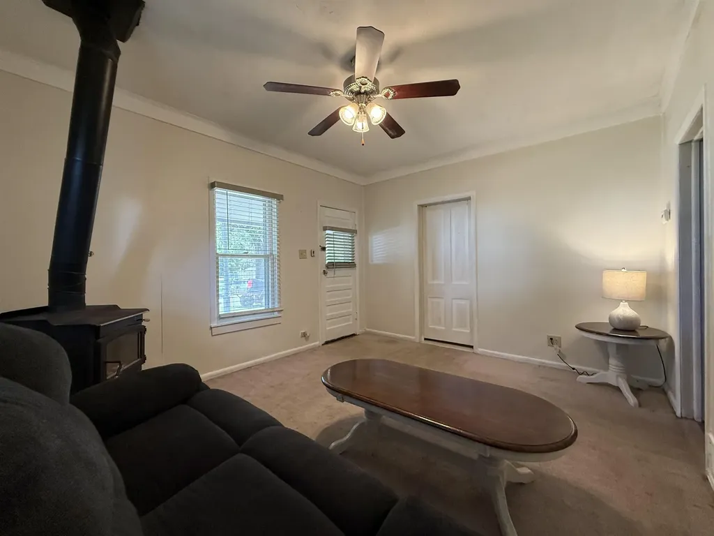 321 W Violet Avenue Potwin KS 67123