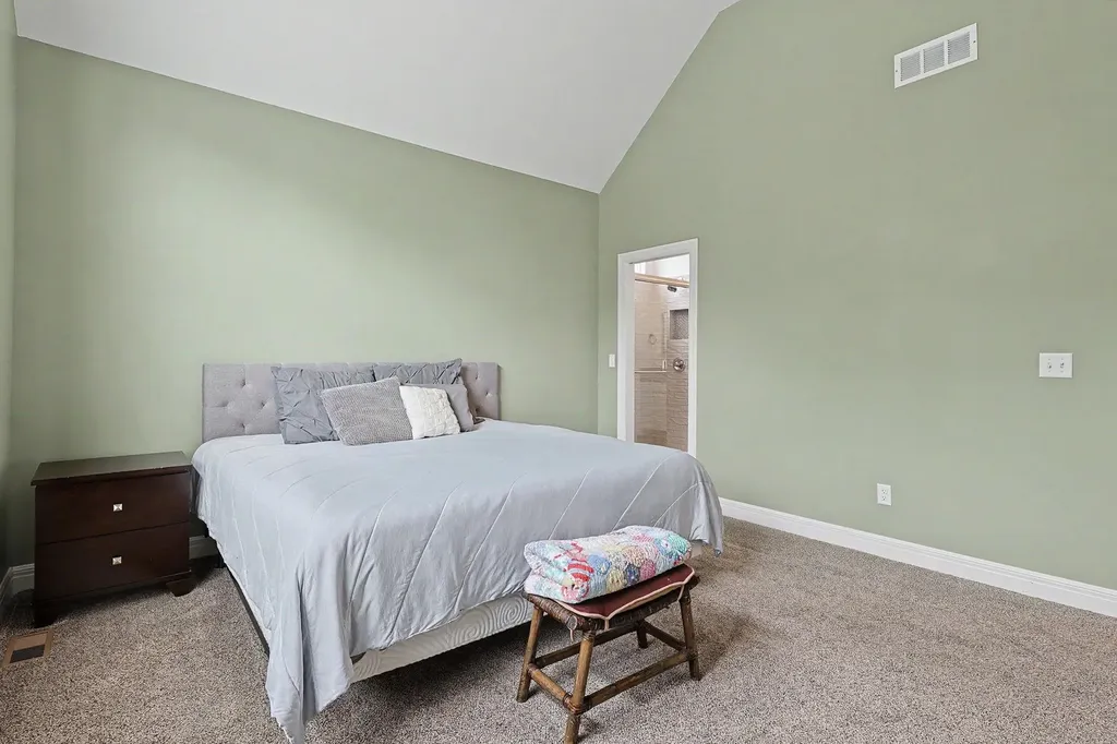 3817 N Estancia Wichita KS 67205