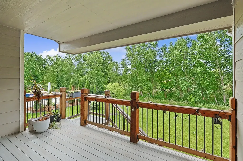 3817 N Estancia Wichita KS 67205