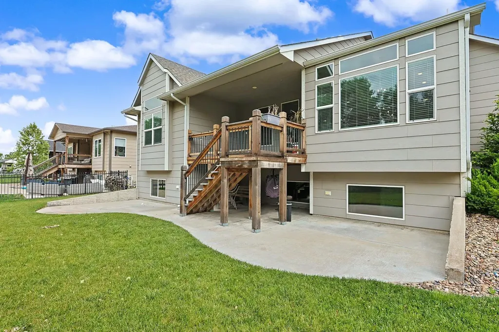 3817 N Estancia Wichita KS 67205