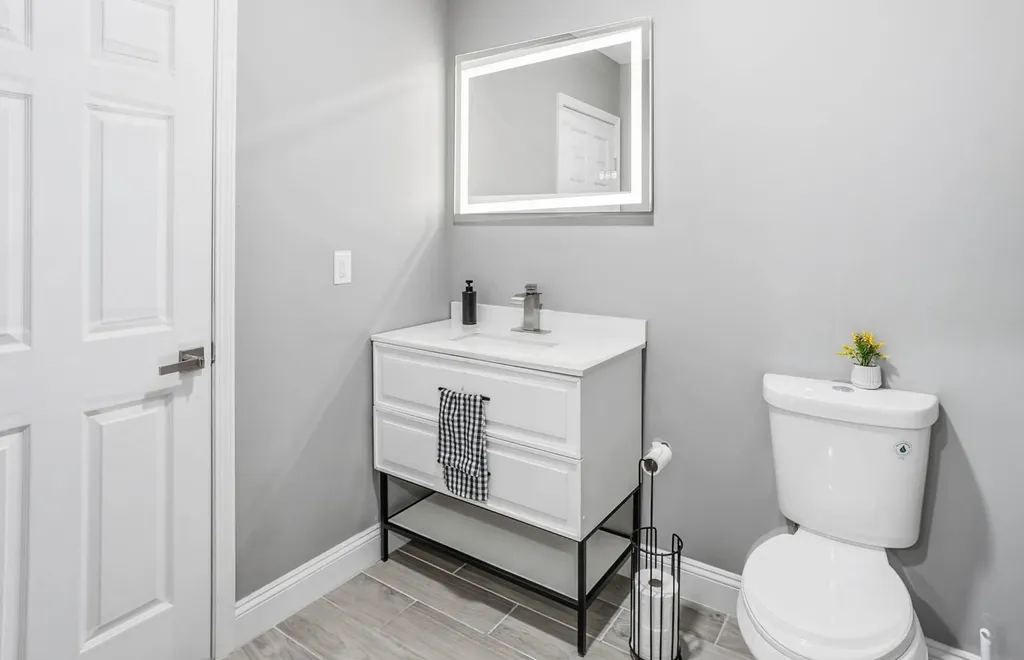 3000 W Kellogg Drive Wichita KS 67213-2204