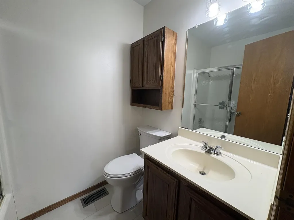 1009 Helen Augusta KS 67010