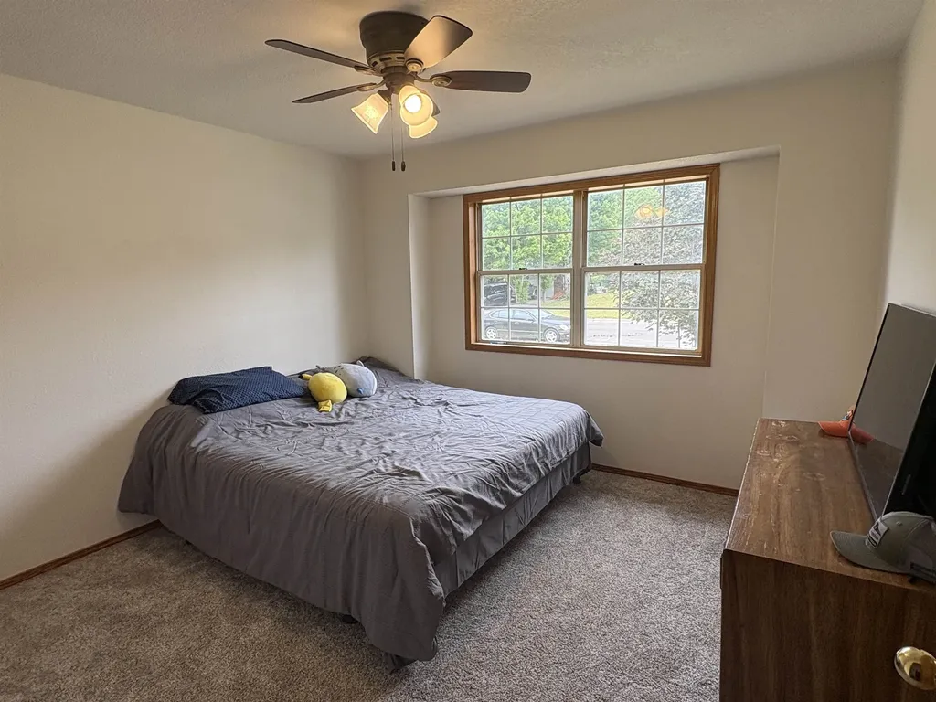 1009 Helen Augusta KS 67010