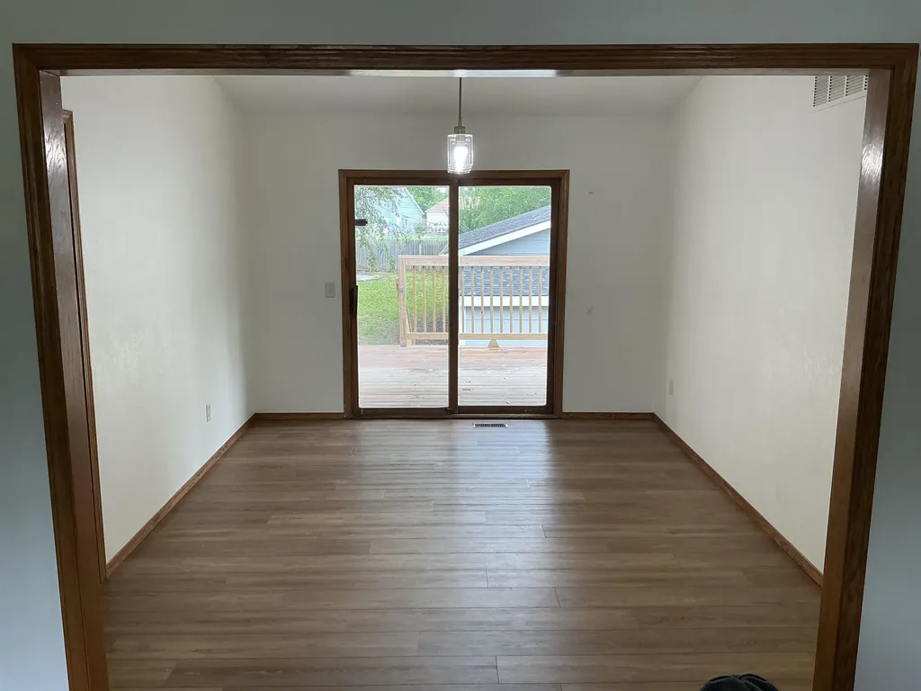 1009 Helen Augusta KS 67010