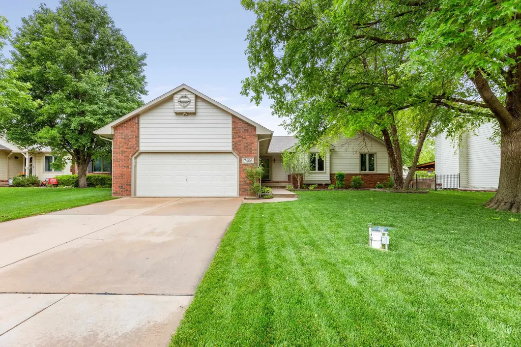 7406 W Westlawn Wichita KS 67205