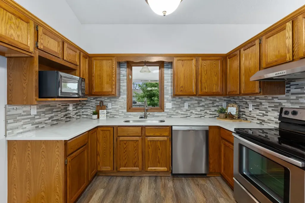 7406 W Westlawn Wichita KS 67205