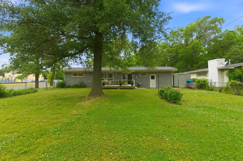 800 N Maus Wichita KS 67212