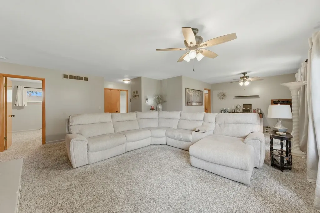 800 N Maus Wichita KS 67212
