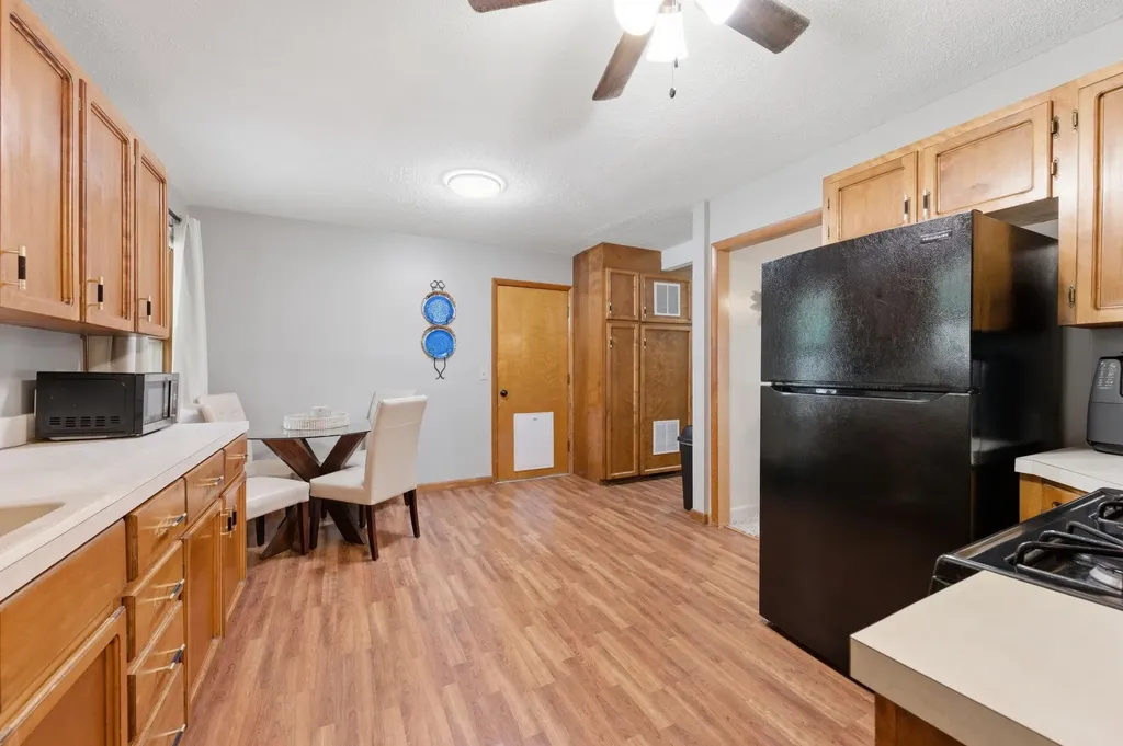 800 N Maus Wichita KS 67212