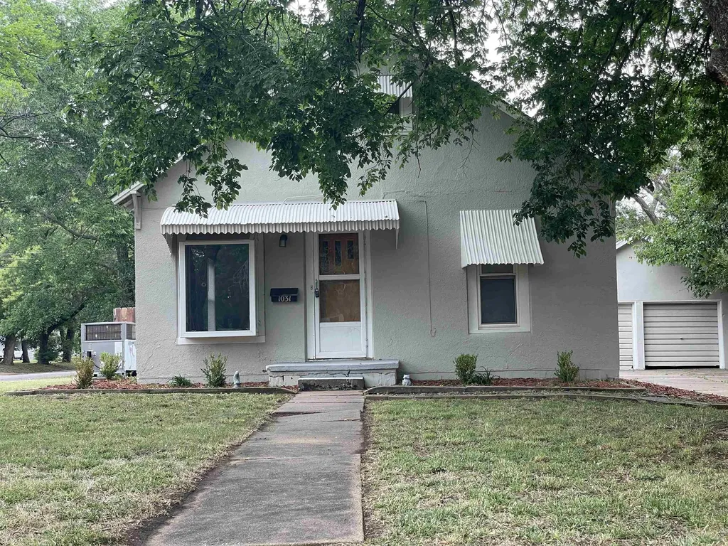 1031 N Jefferson Wellington KS 67152