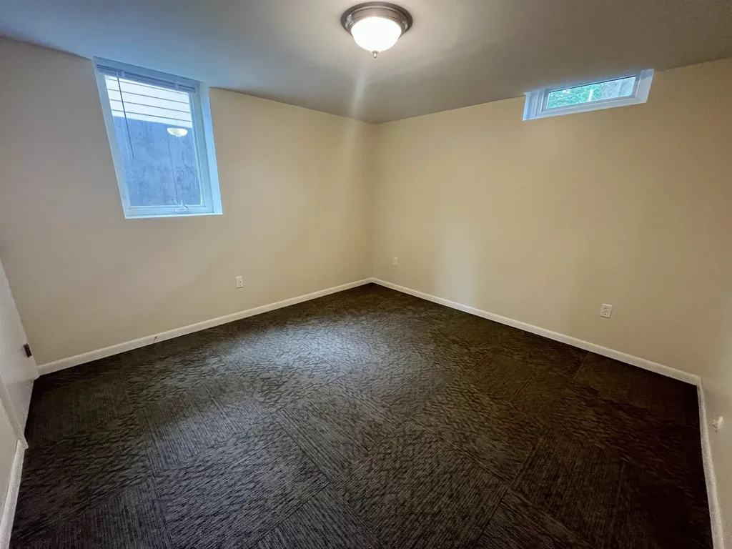 1417 W 6th Street Newton KS 67114