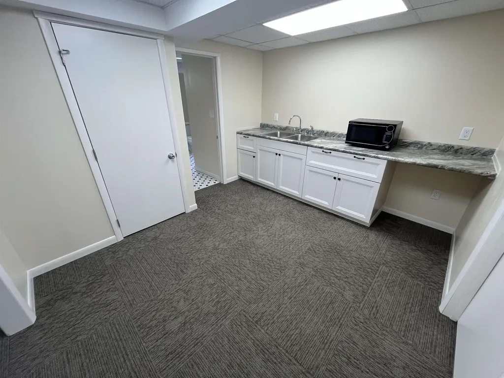 1417 W 6th Street Newton KS 67114